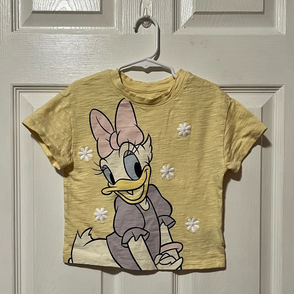 Gap Daisy graphic vintage-style tshirt